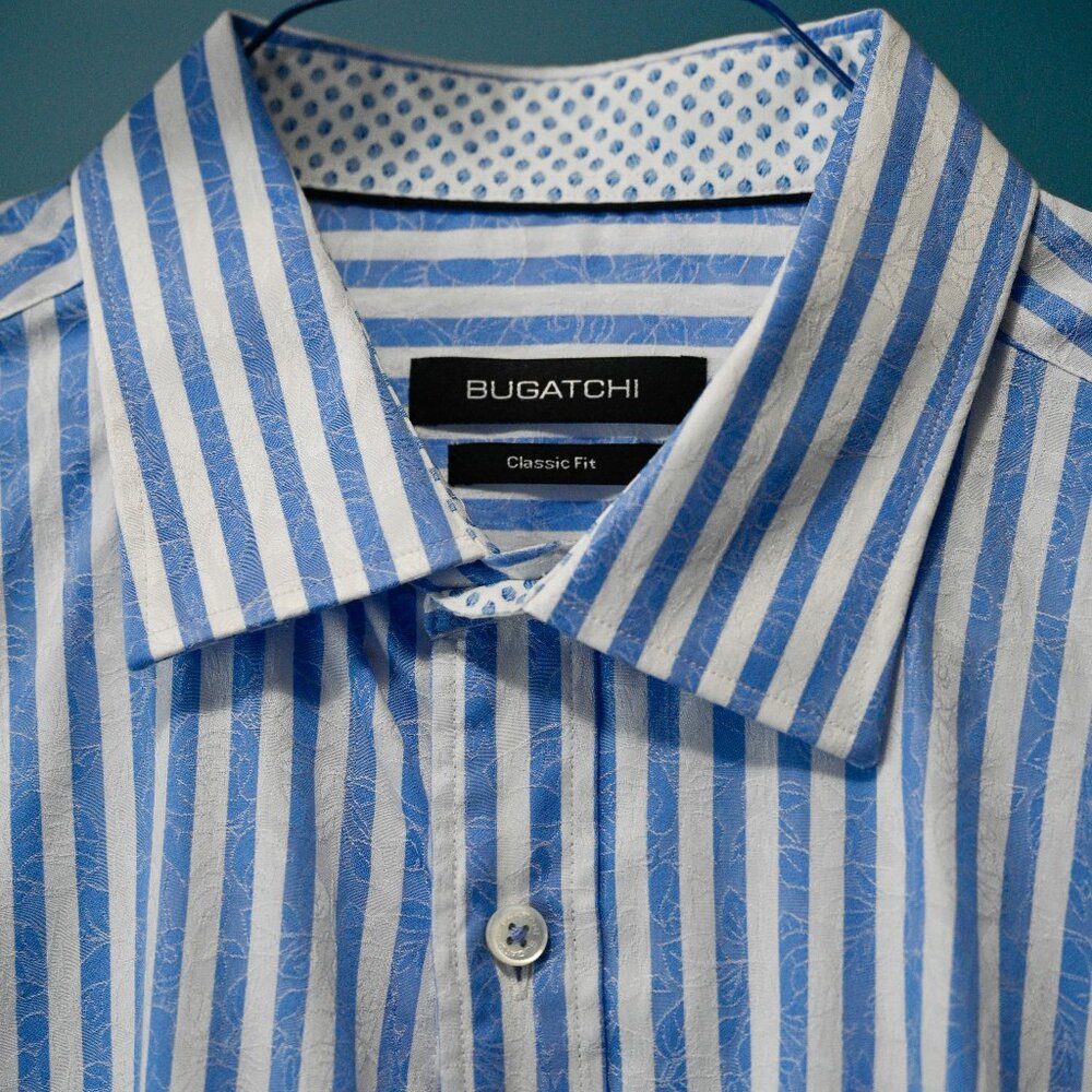 Men's Bugatchi dress shirt blue white L